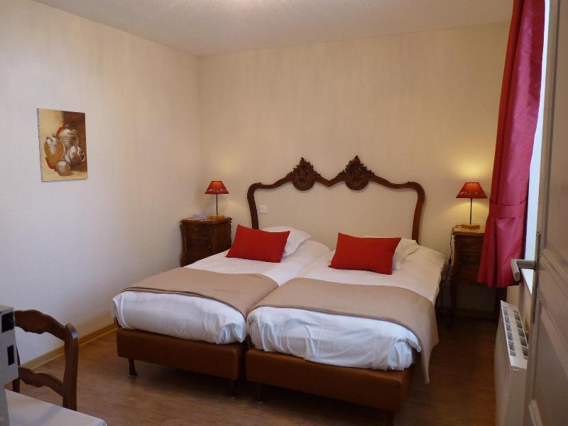 Logis Hotel Notre-Dame De Bonne Fontaine Danne-et-Quatre-Vents Экстерьер фото